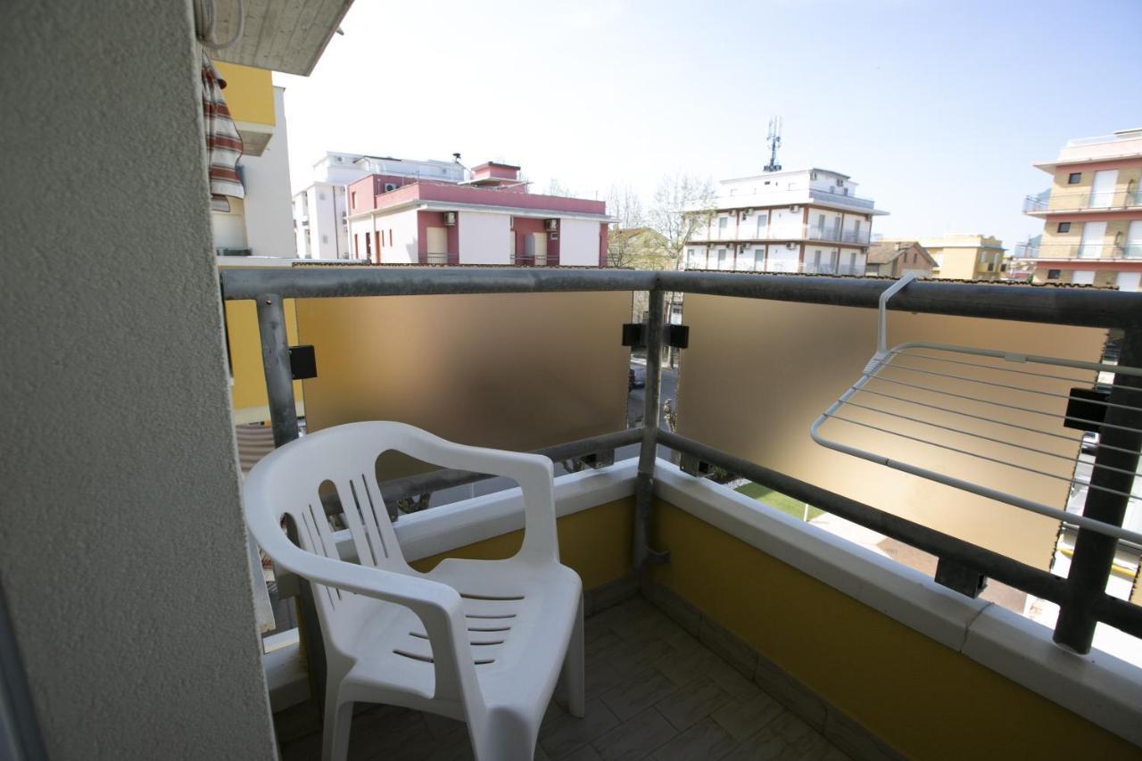 Hotel Ischia Rimini Exterior foto
