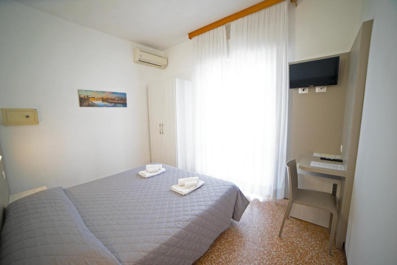 Hotel Ischia Rimini Exterior foto